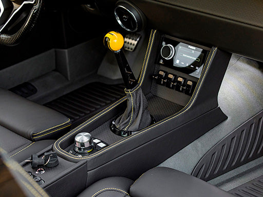 Console of the Ringbrothers 1969 Dodge Charger
